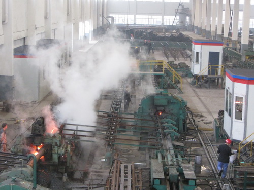 资阳无缝钢管厂家生产车间